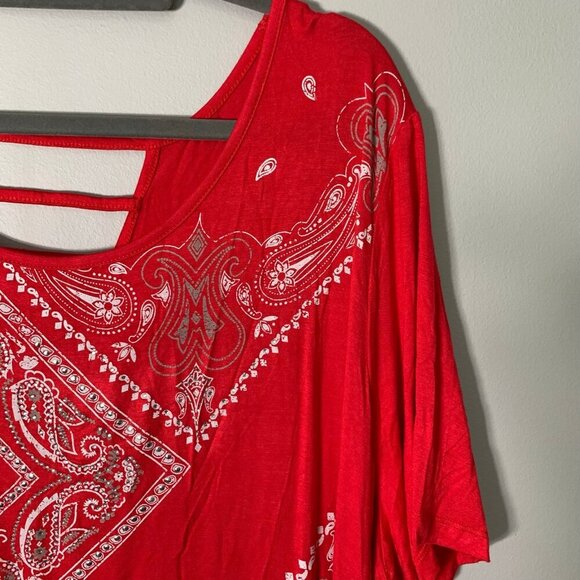 NEW CJ Banks red white handkerchief print open detail back stretch top shirt - Picture 3 of 10